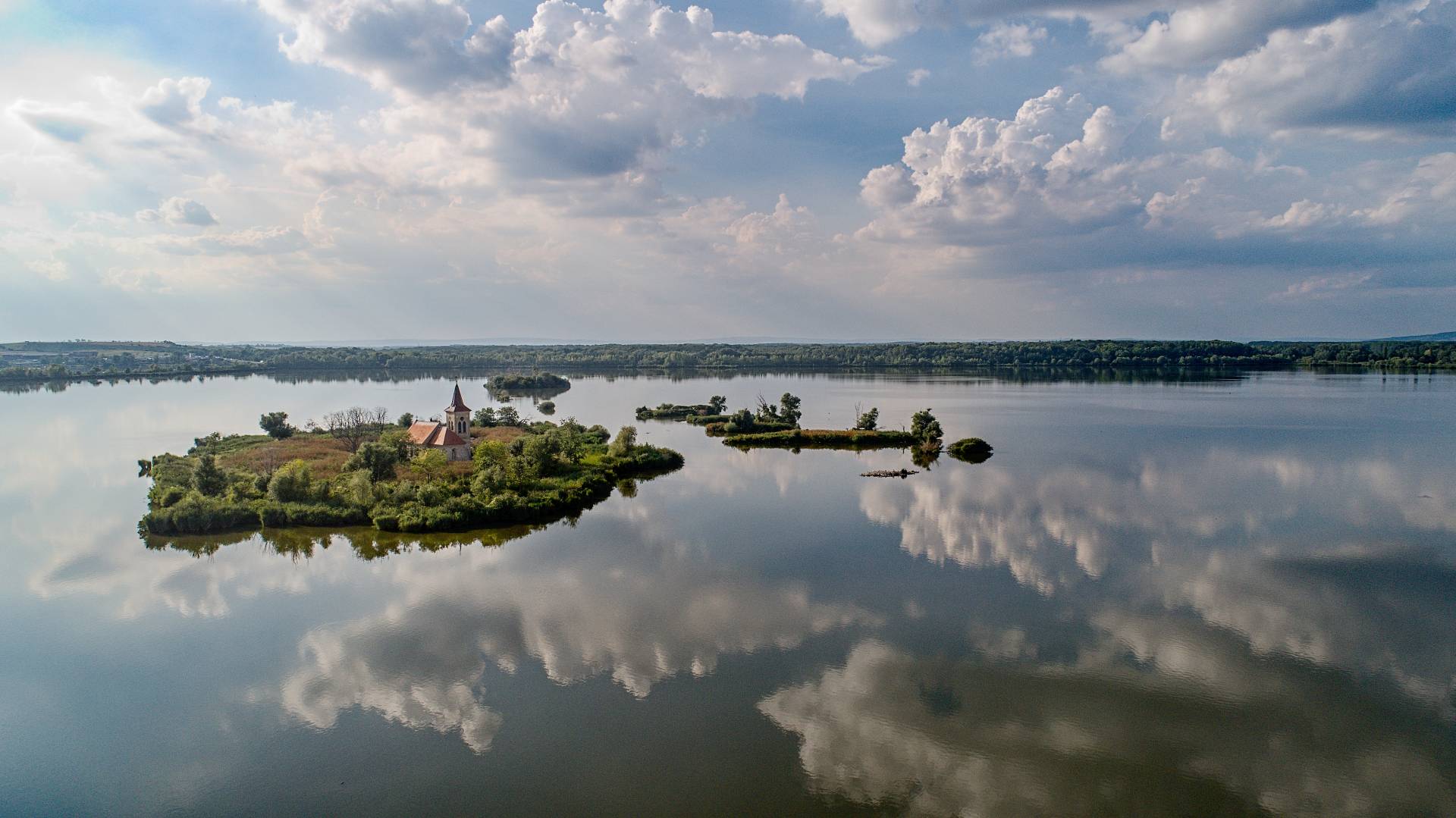 Věstonická nádrž, kostel sv. Linharta